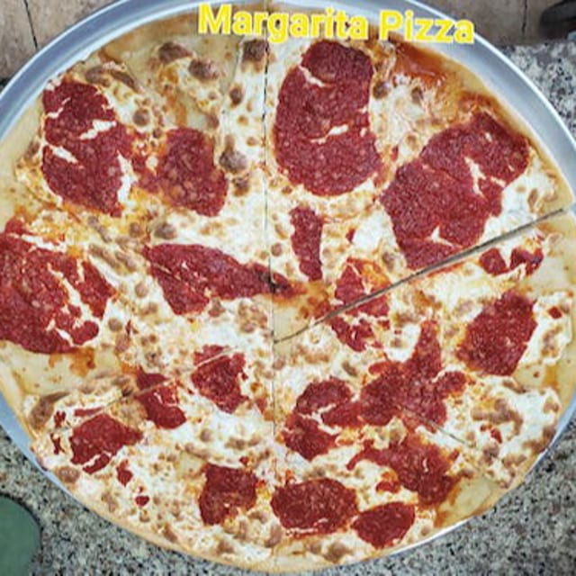 Margherita Pizza.