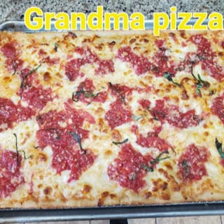Grandma Pizza